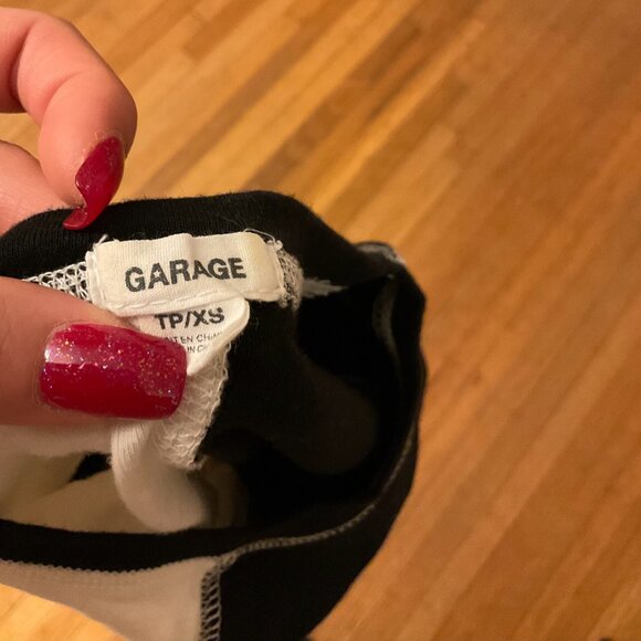 Garage black and white cropped tshirt XS - Picture 4 of 4